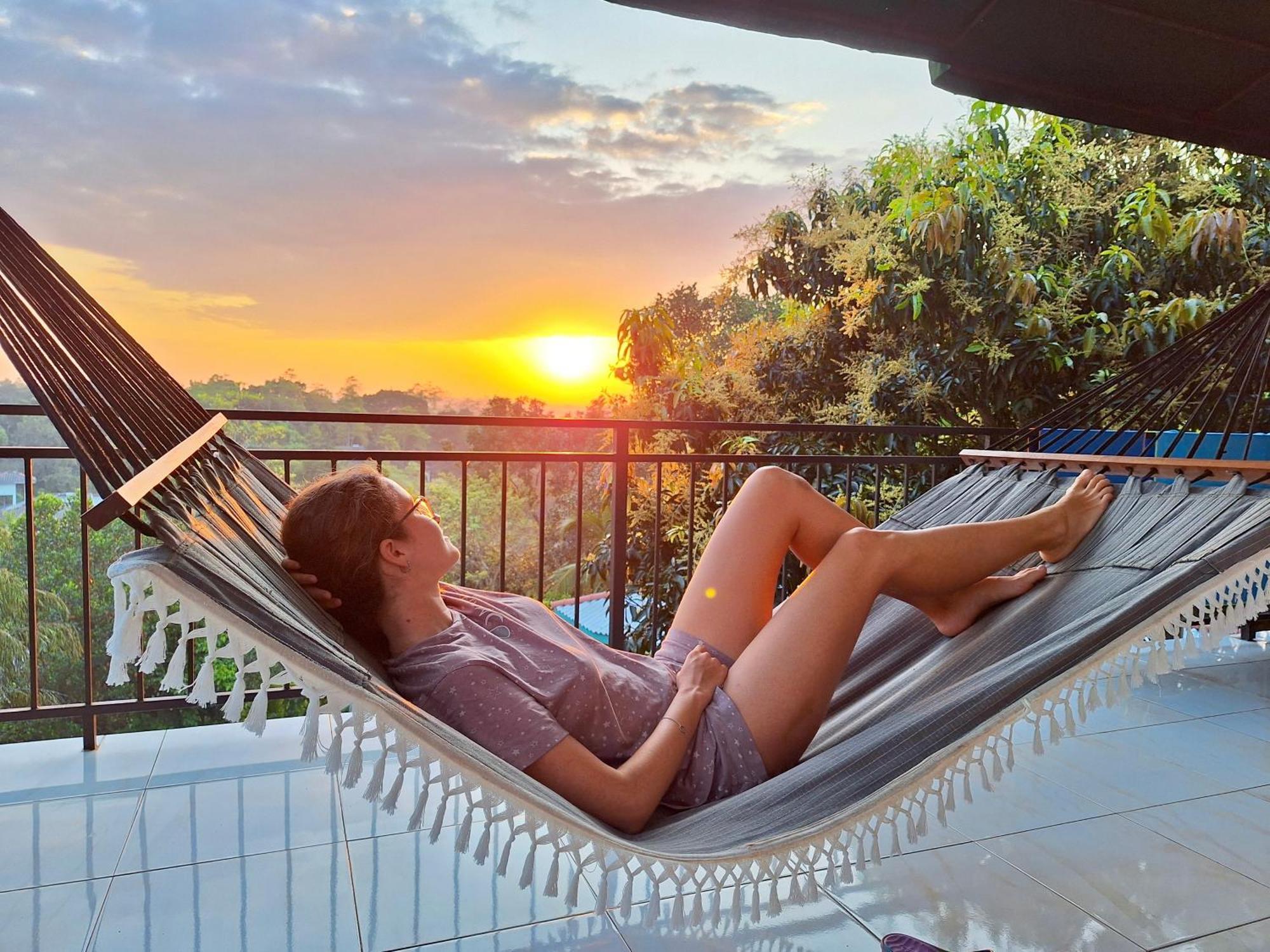 אונה ואטונה Green Hill Paradise Villa מראה חיצוני תמונה