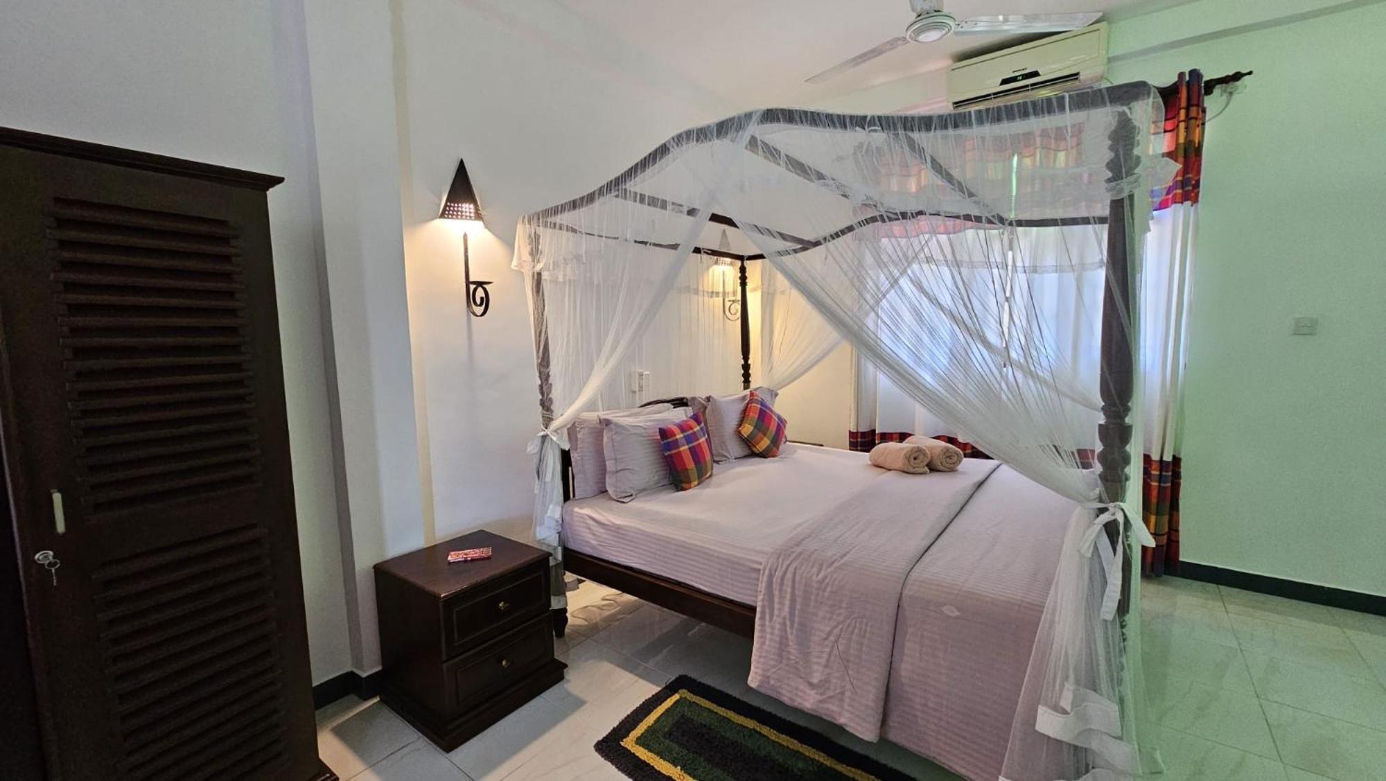 אונה ואטונה Green Hill Paradise Villa מראה חיצוני תמונה