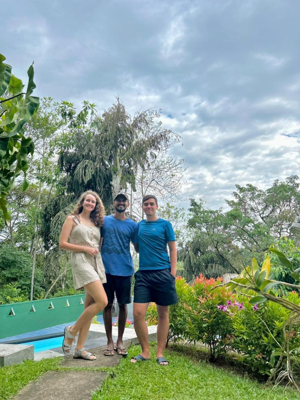 אונה ואטונה Green Hill Paradise Villa מראה חיצוני תמונה